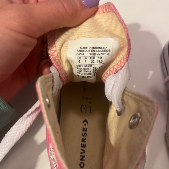 2PAIRS Toddler size 4 Vans and toddler size 4 Converse - Picture 5 of 5